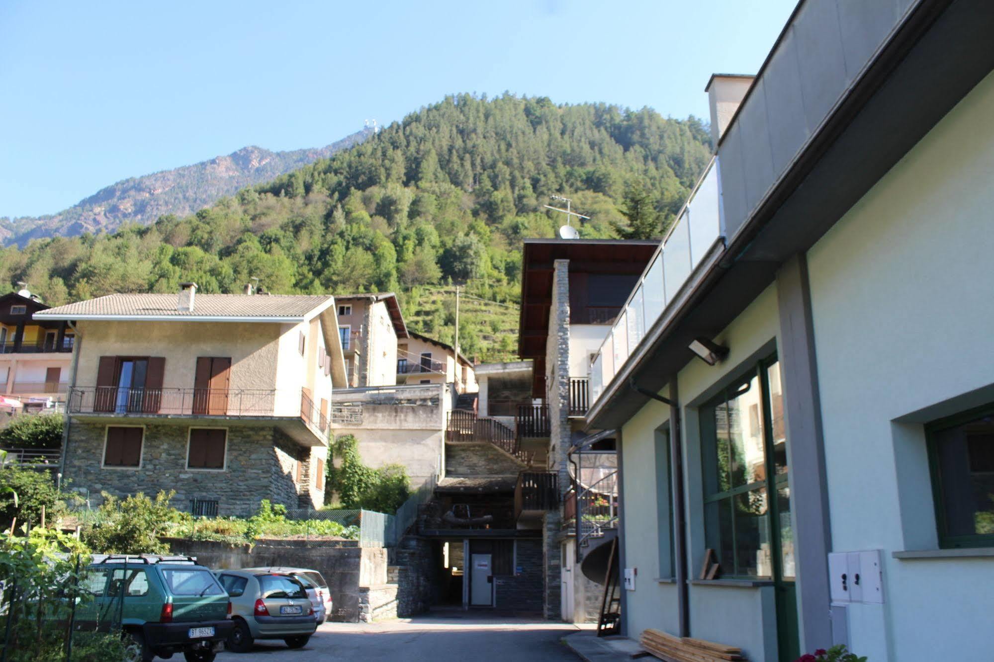 Lanterna Apartments Chiesa in Valmalenco Dış mekan fotoğraf