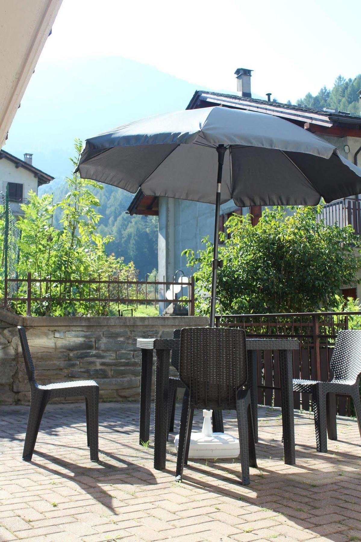 Lanterna Apartments Chiesa in Valmalenco Dış mekan fotoğraf